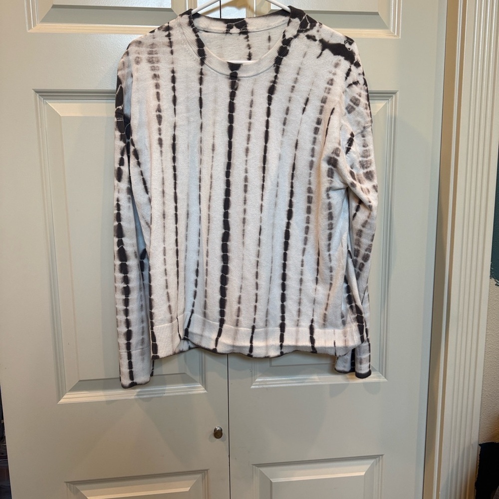 lululemon athletica White and Grey Tie-Dye Crewneck Sweater Sz 8 - Picture 5 of 7
